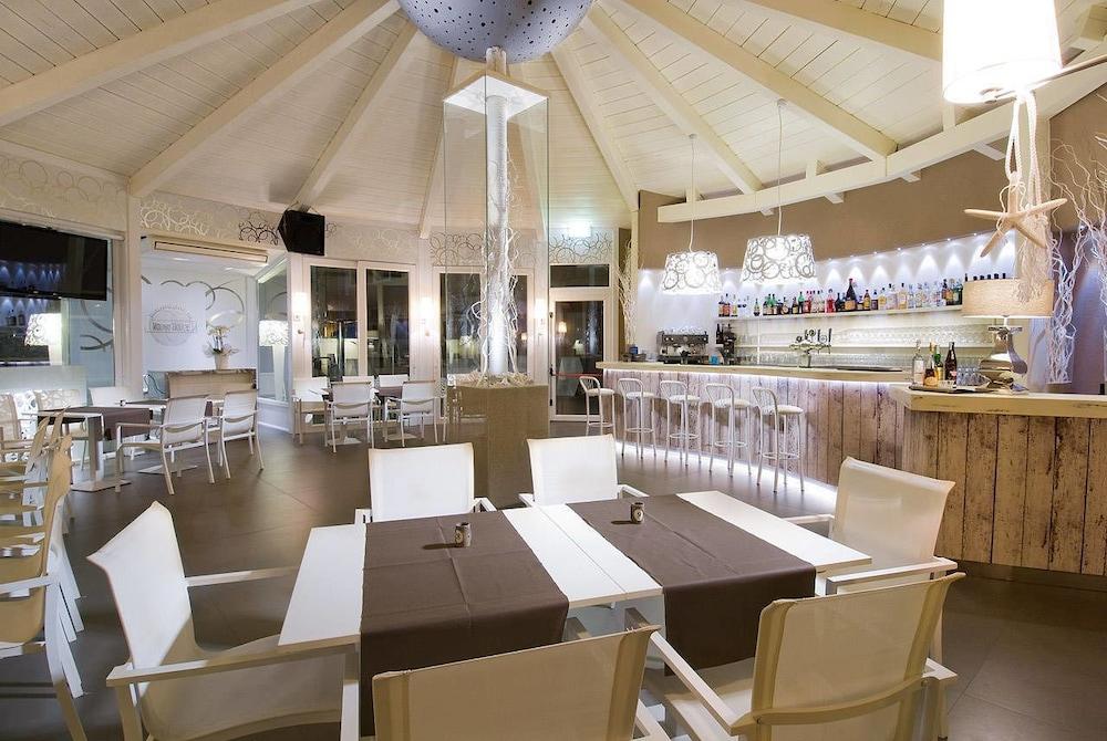 Hotel Pacific Cattolica Bagian luar foto