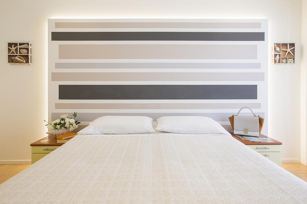 Hotel Pacific Cattolica Bagian luar foto