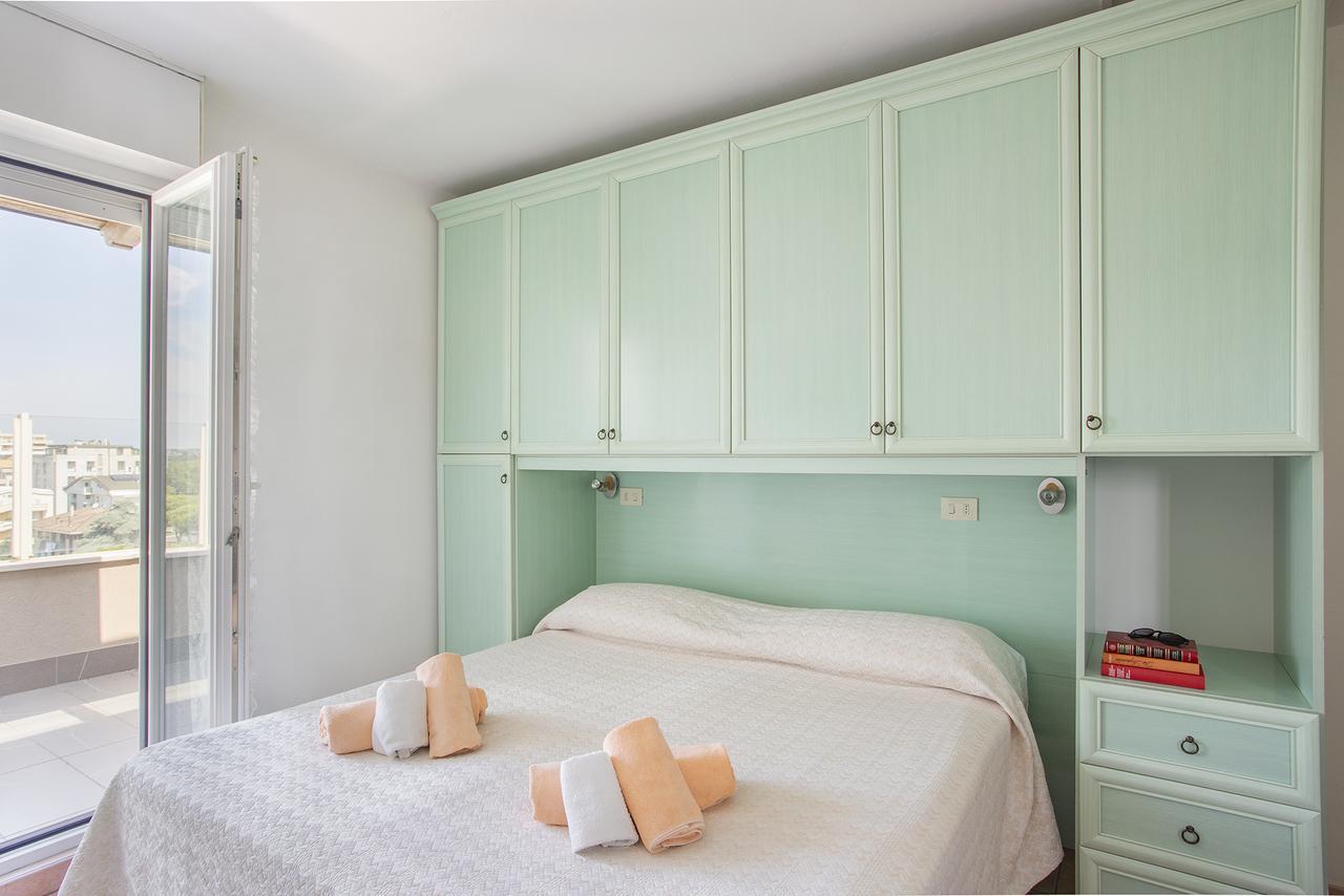 Hotel Pacific Cattolica Bagian luar foto